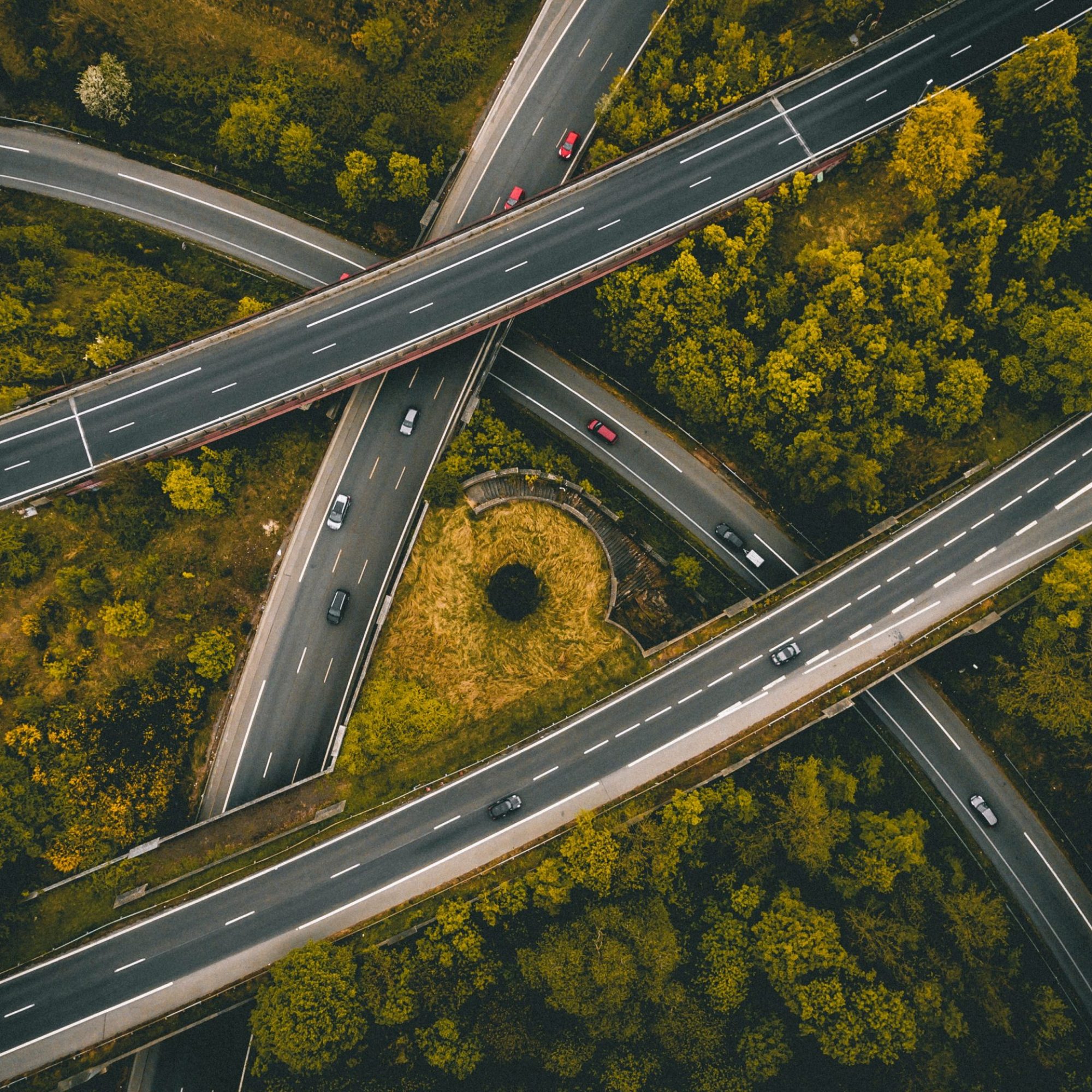 ed-259-xcrI6CPkkJs-unsplash